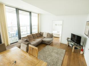 Rojen Apartments Docklands 伦敦 外观 照片