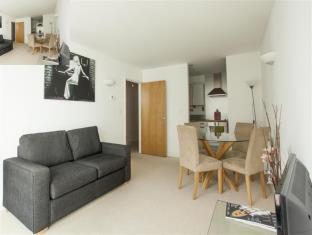 Rojen Apartments Docklands 伦敦 外观 照片